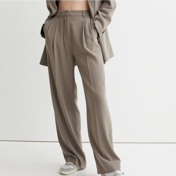 H&M Wide Crease Leg Trousers 12 Grey Drapey Pants‎ High Waist - Picture 1 of 13